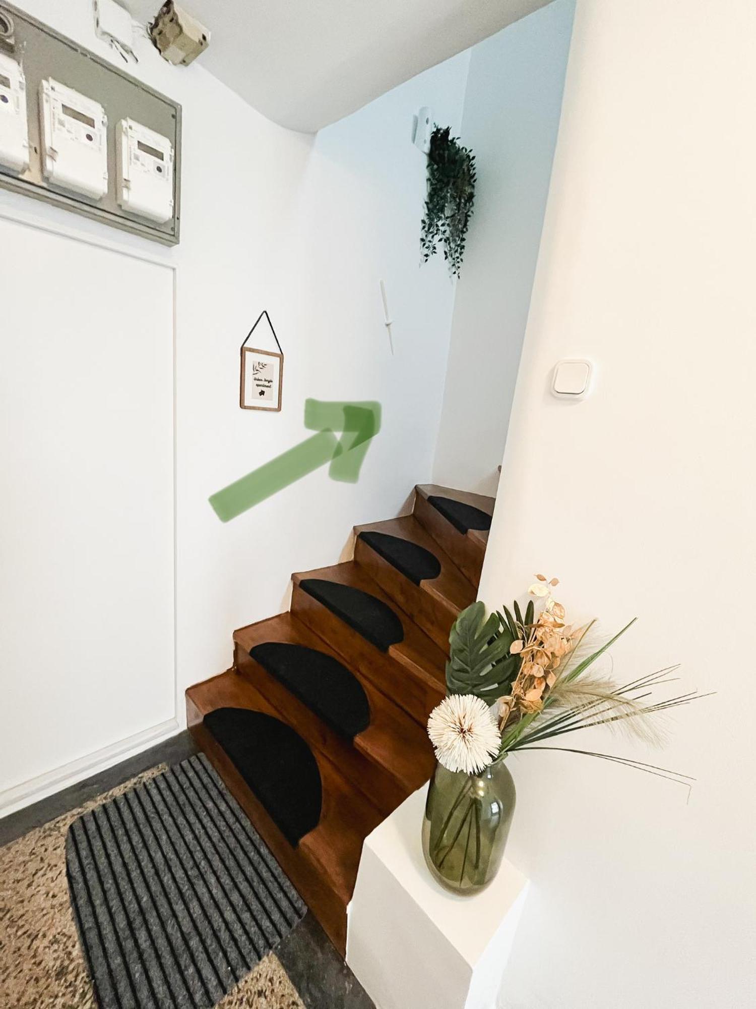 Urban Jungle Apartment - Free Parking Liubliana Exterior foto